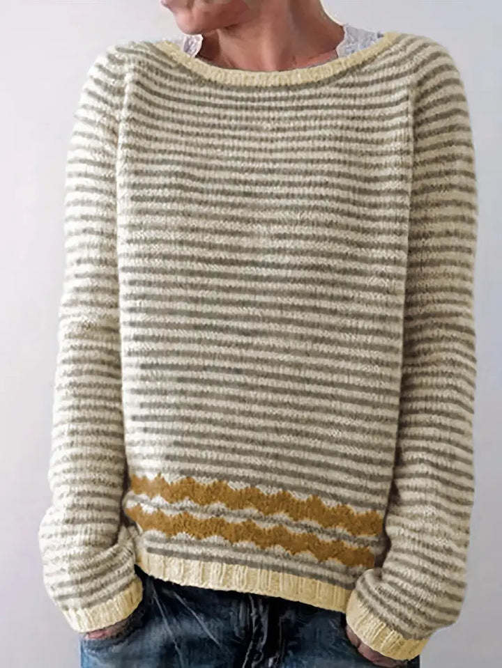 Lillian - Casual sweater with subtle stripes